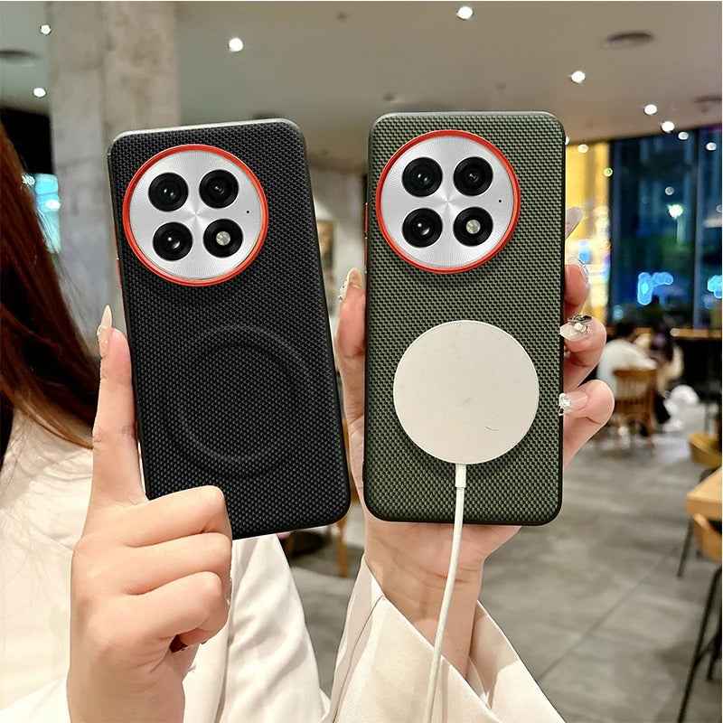 OnePlus Series - CarbonWeave MagSafe Cover (Copy)