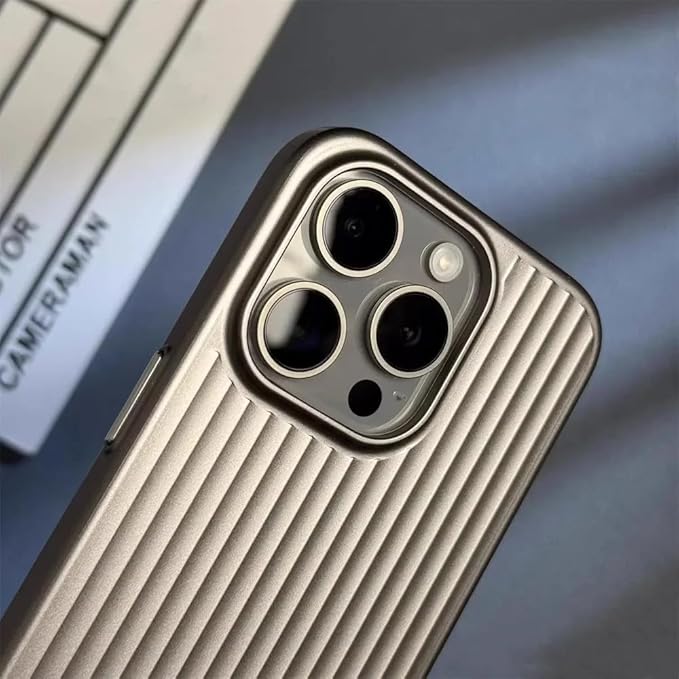 Ribbed Metallic Case - iPhone