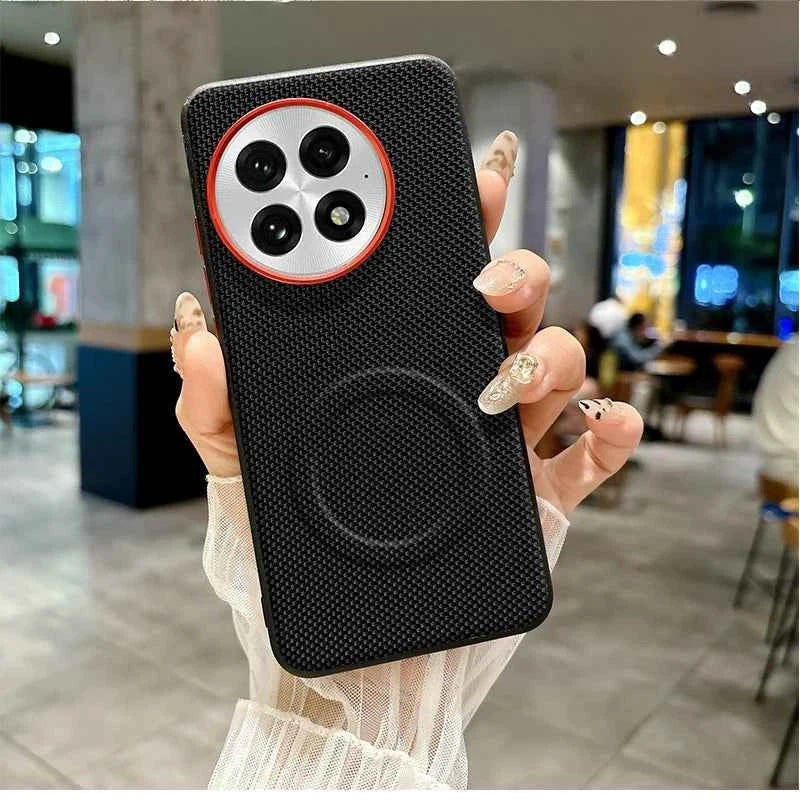 OnePlus Series - CarbonWeave MagSafe Cover (Copy)