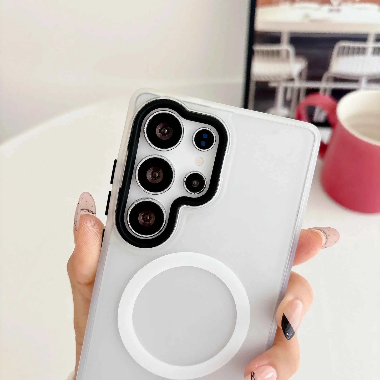 Belvin Translucent Matte Magsafe Case
