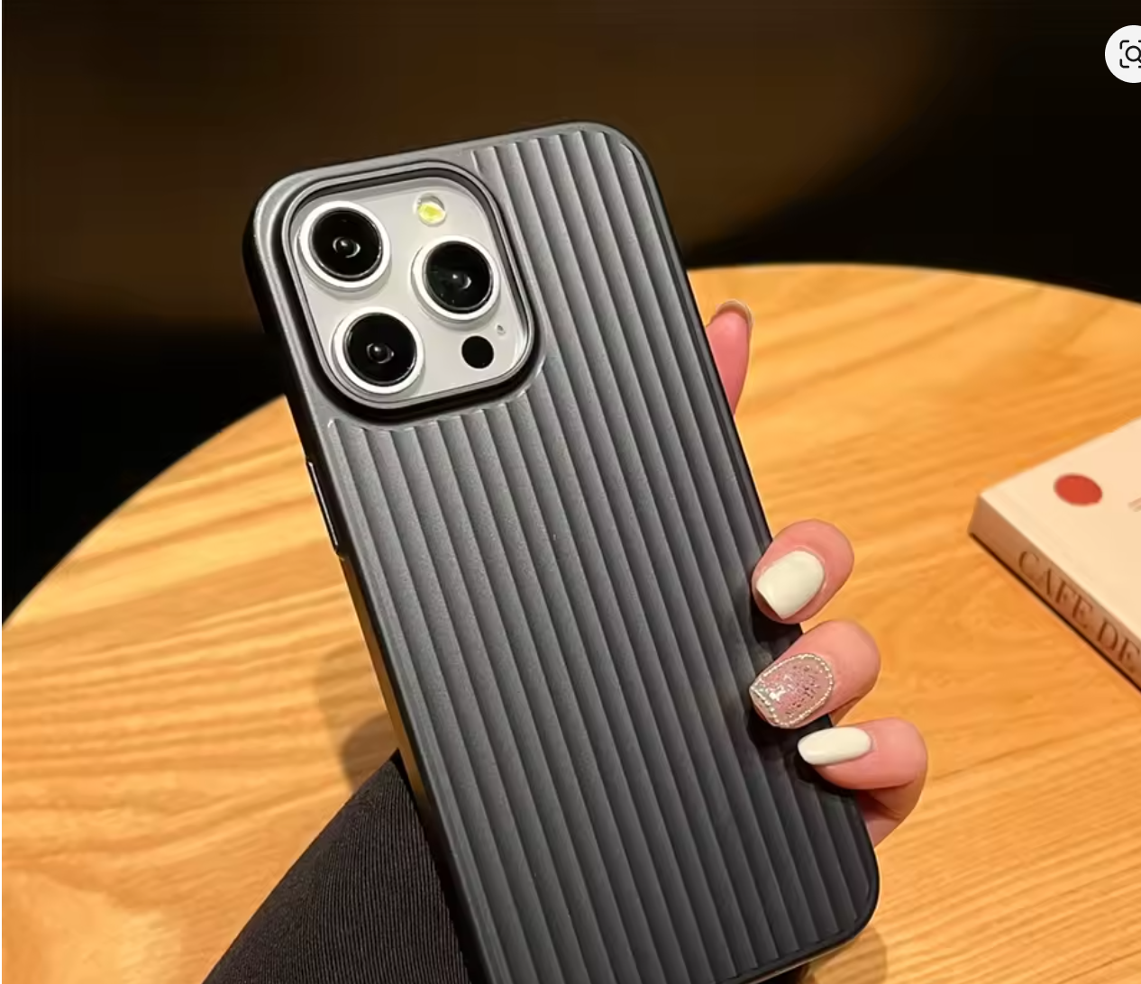 Ribbed Metallic Case - iPhone
