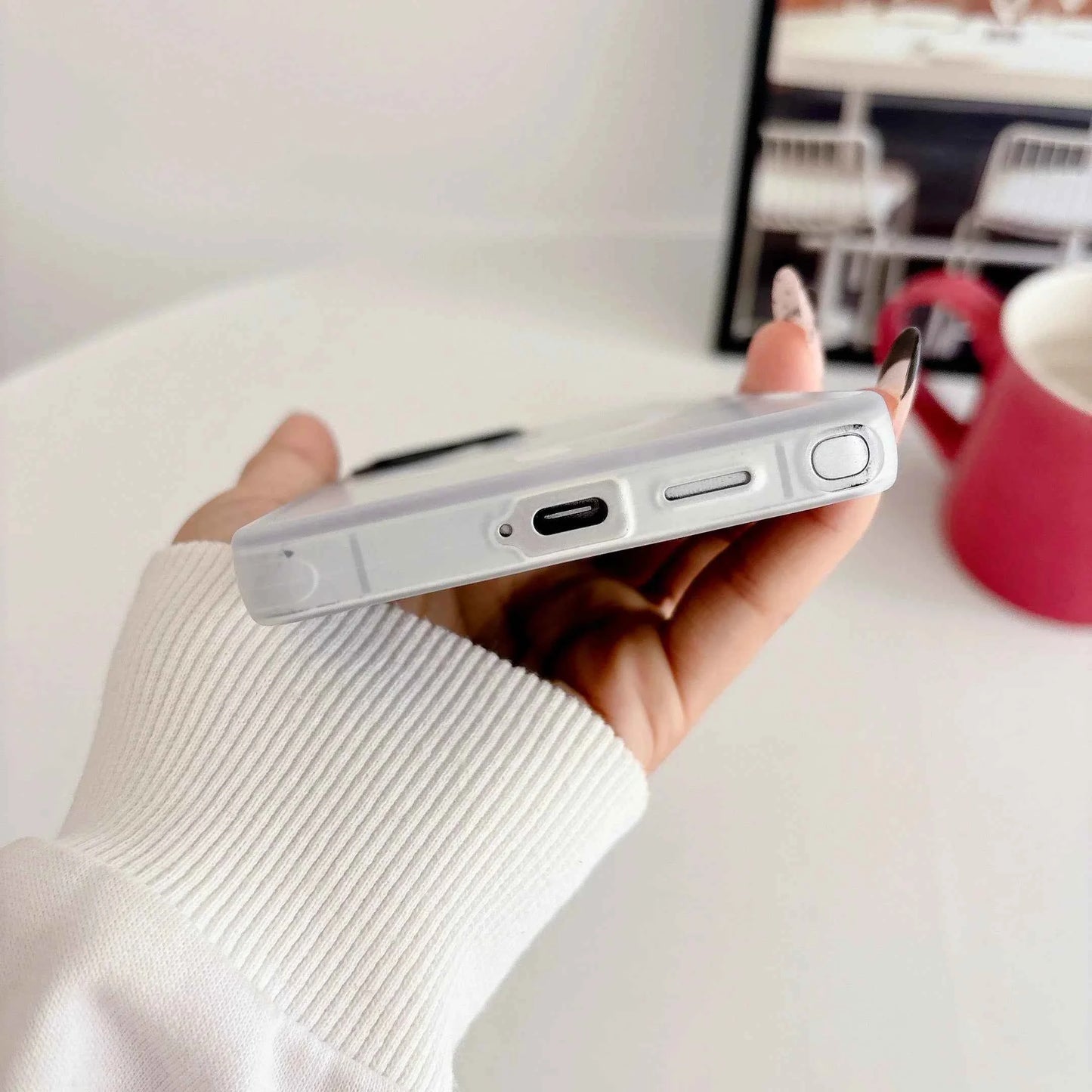 Belvin Translucent Matte Magsafe Case