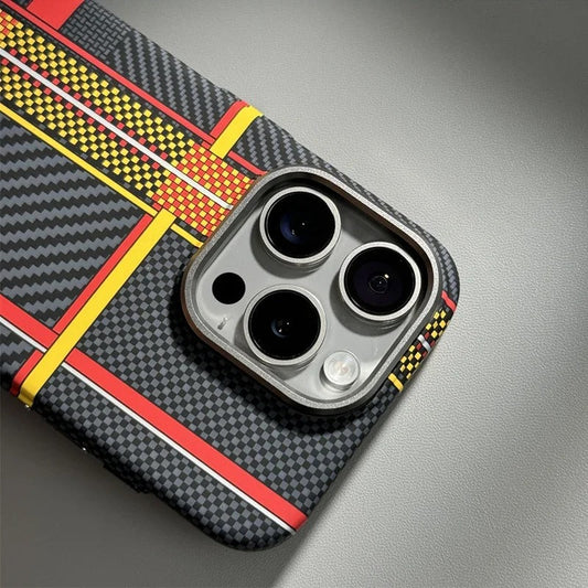 iPhone Series - Carbon Edge MagSafe Case