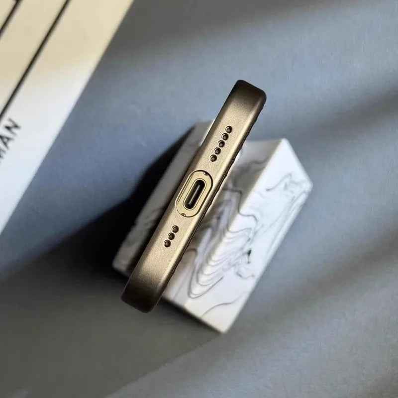 Ribbed Metallic Case