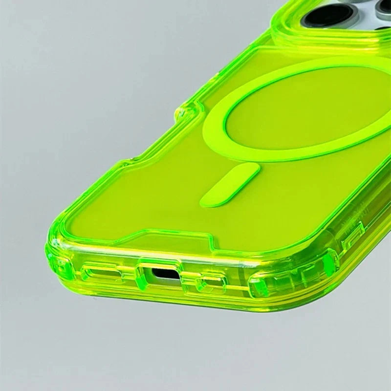 MagSafe Armor Case - Apple