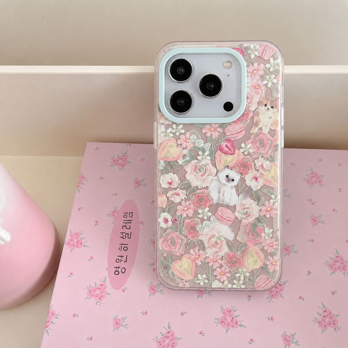 Rosey Paws Charm - iPhone