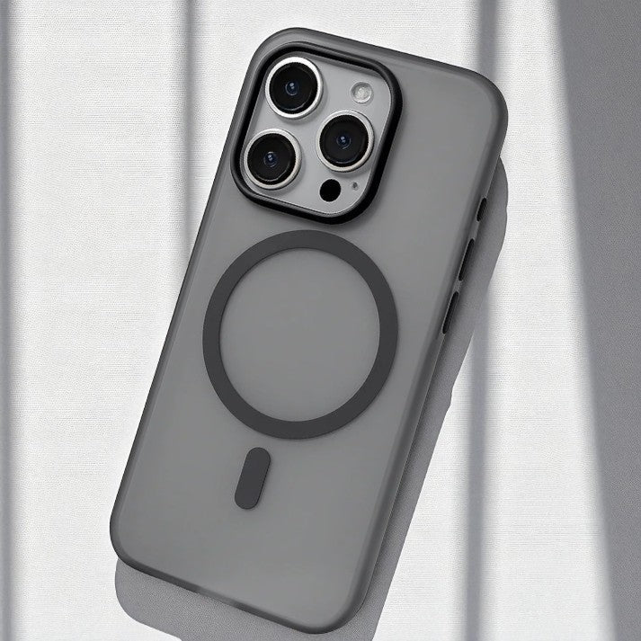 iPhone - Translucent Magsafe Case