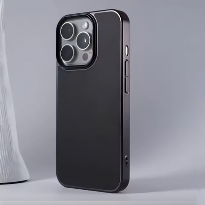 Titan Glow Case - iPhone