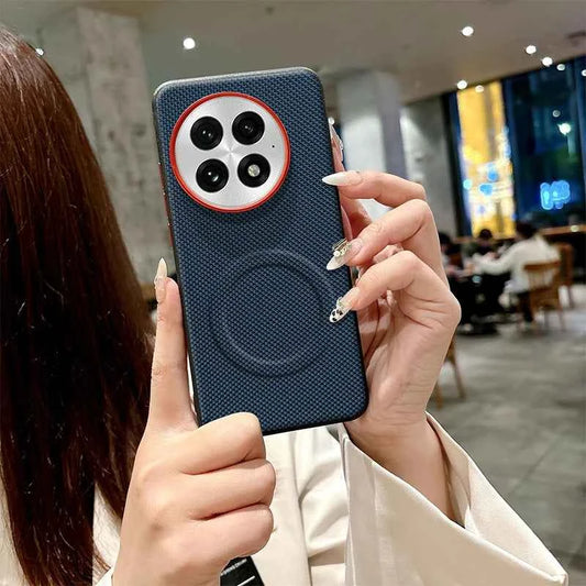 OnePlus Series - CarbonWeave MagSafe Cover (Copy)