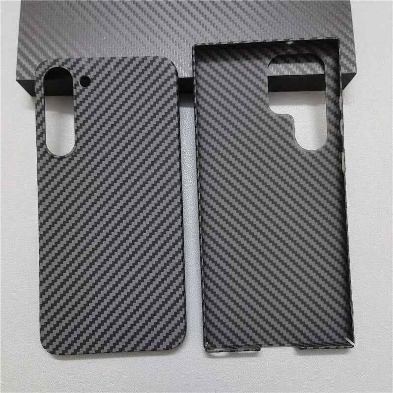 Galaxy S22 Ultra - Ultra Thin Carbon Fiber Texture Case