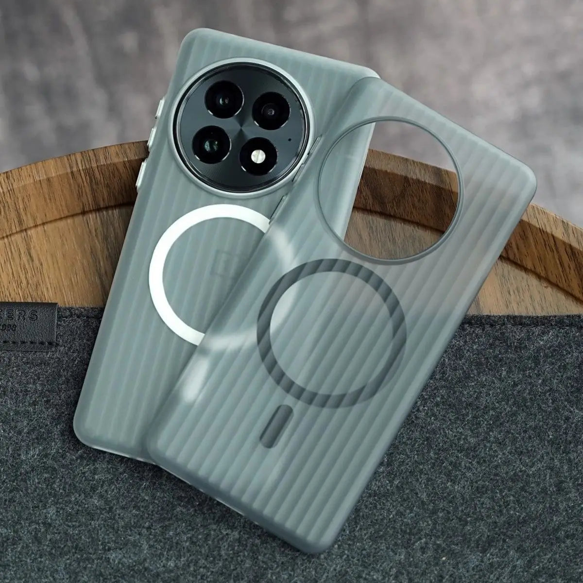 OnePlus Series - Corrugated Pattern MagSafe Matte Case