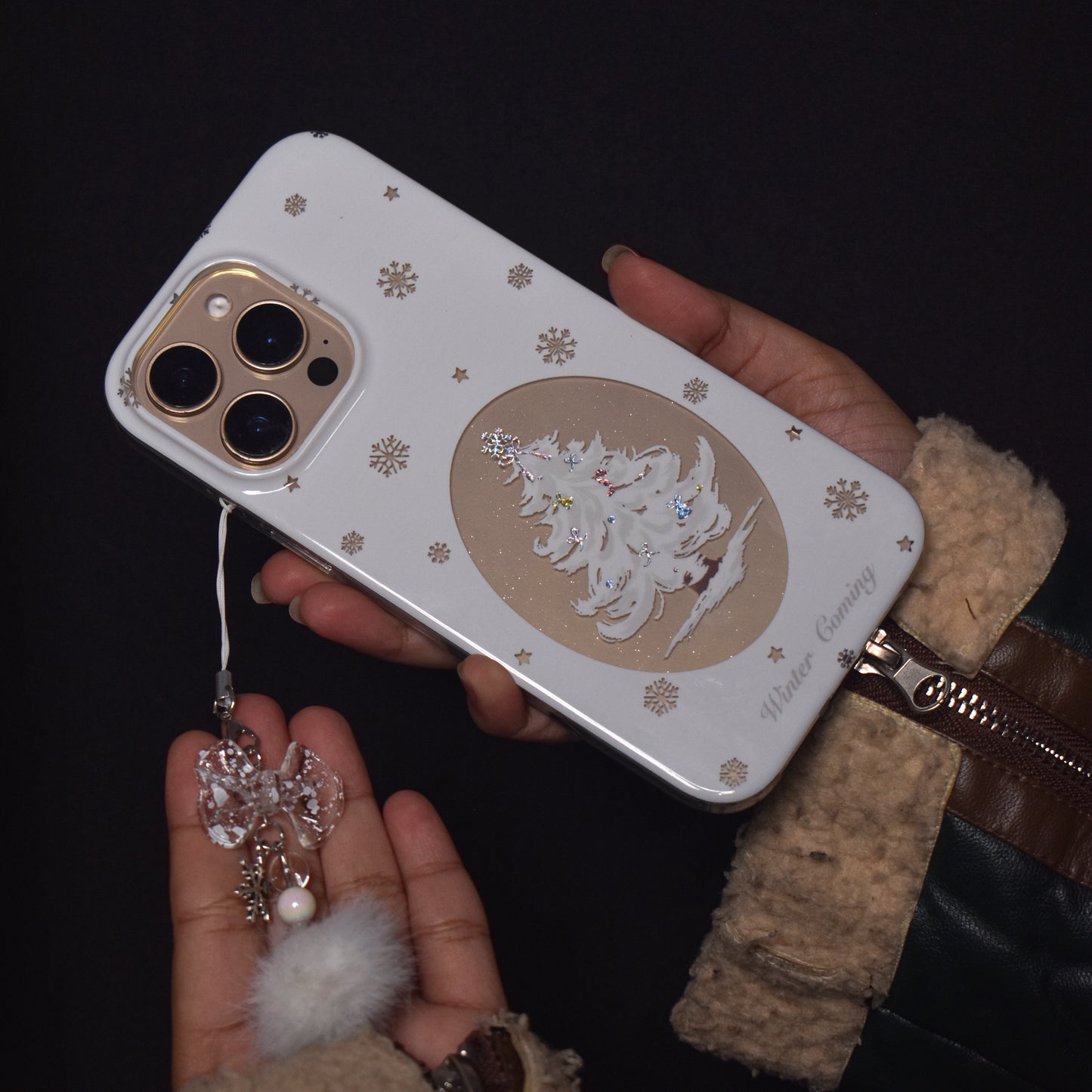 Icy Bloom Case - iPhone