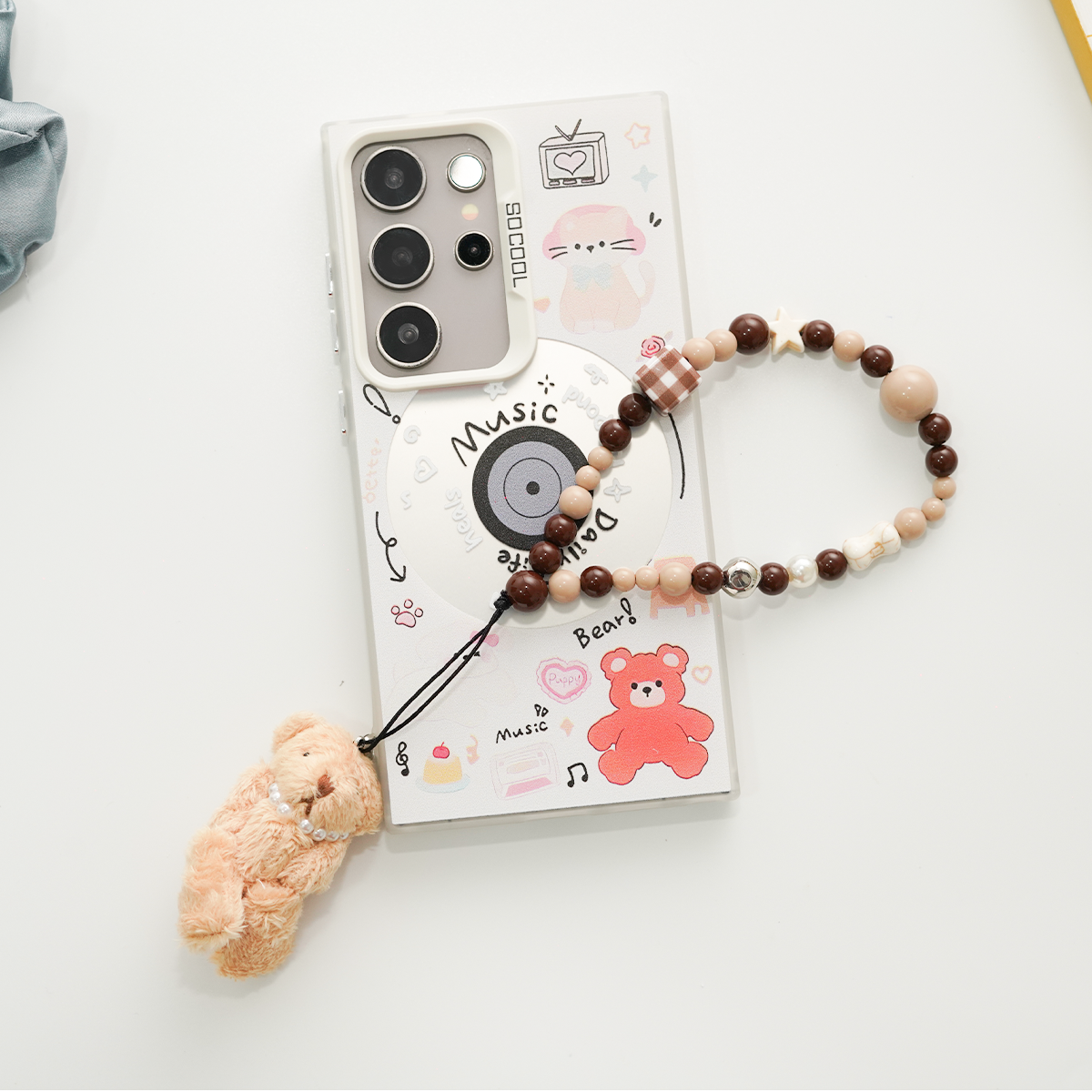 Urban Kitty Case with Stylish Lanyard